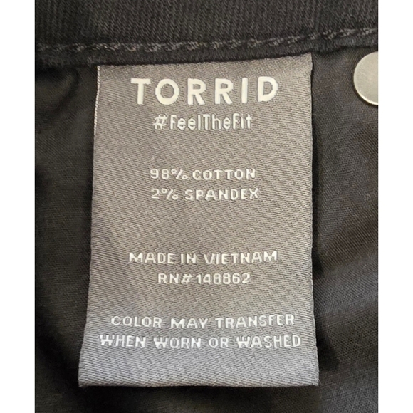 NWT Torrid Feel the Fit High Waist Distressed Denim Mini Skirt - Plus Size 14 - Picture 7 of 7